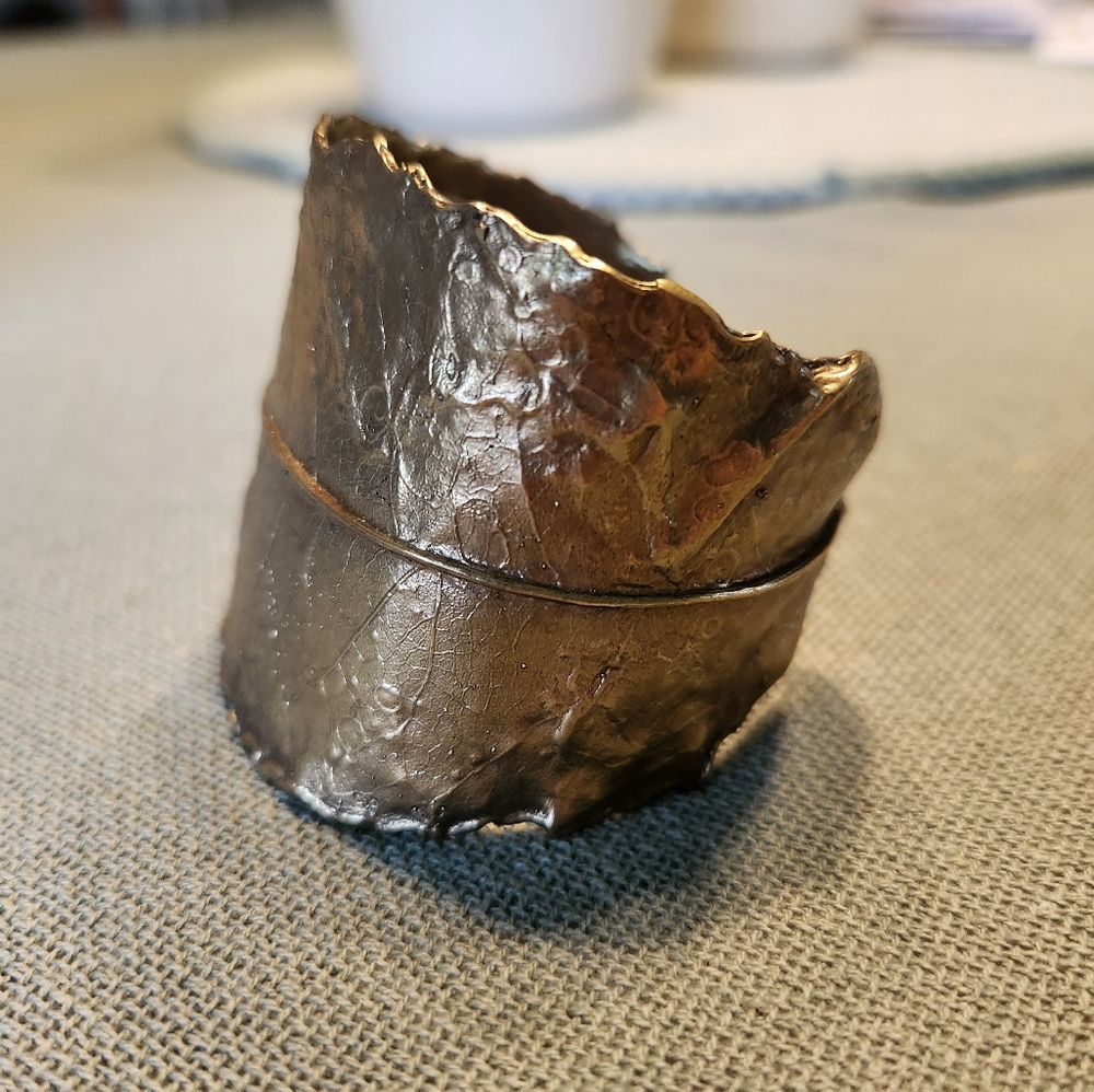 Topanga leaf cuff
